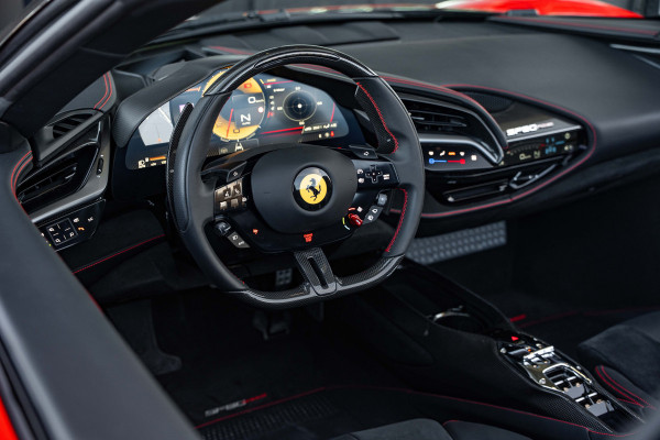 Ferrari SF90 Spider 4.0 V8 - Origineel NL | Rosso Corsa | Lift | JBL