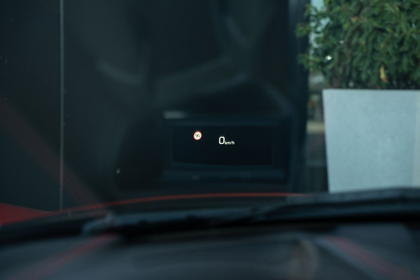 Ferrari SF90 Spider 4.0 V8 - Origineel NL | Rosso Corsa | Lift | JBL