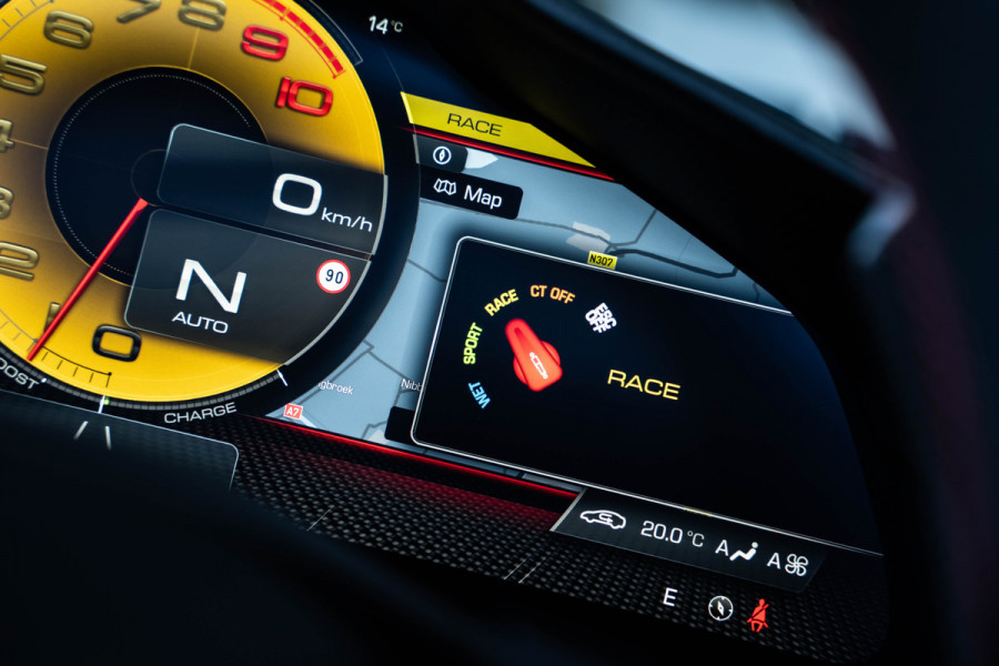 Ferrari SF90 Spider 4.0 V8 - Origineel NL | Rosso Corsa | Lift | JBL