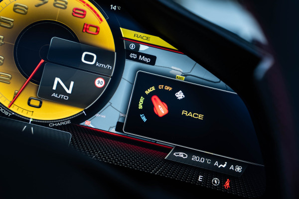 Ferrari SF90 Spider 4.0 V8 - Origineel NL | Rosso Corsa | Lift | JBL