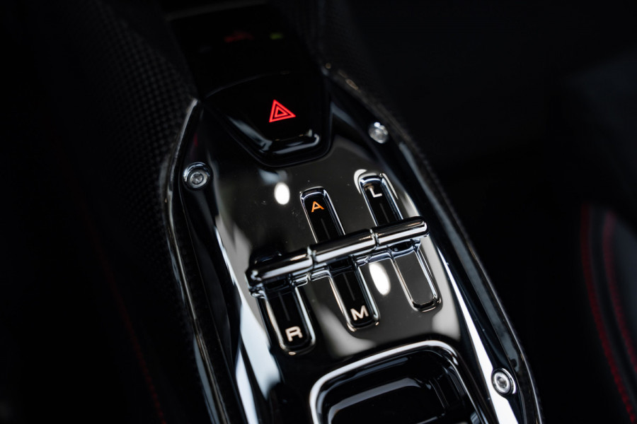 Ferrari SF90 Spider 4.0 V8 - Origineel NL | Rosso Corsa | Lift | JBL