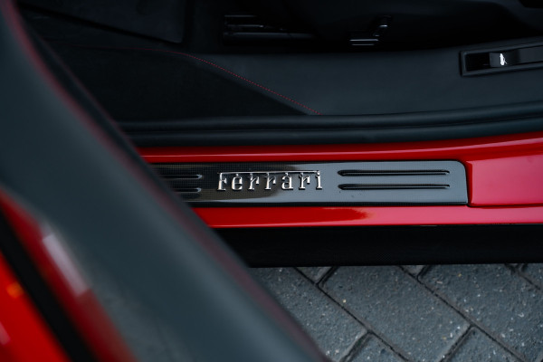 Ferrari SF90 Spider 4.0 V8 - Origineel NL | Rosso Corsa | Lift | JBL