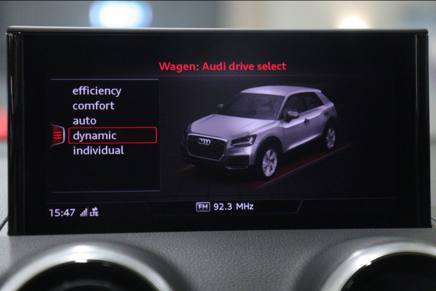 Audi Q2 35 TFSI S Edition 3x S-Line PANO/CARPLAY/KEYLESS/SFEER/VOL
