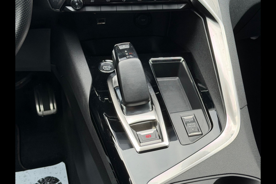 Peugeot 3008 1.6 HYbrid 225 GT Pack Business | Navigatie |Camera | Cruise | Clima | Trekhaak | 18".