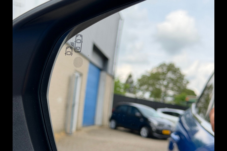 Peugeot 3008 1.6 HYbrid 225 GT Pack Business | Navigatie |Camera | Cruise | Clima | Trekhaak | 18".