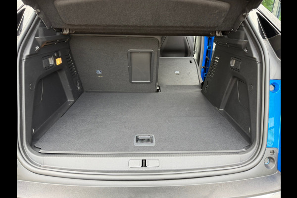 Peugeot 3008 1.6 HYbrid 225 GT Pack Business | Navigatie |Camera | Cruise | Clima | Trekhaak | 18".