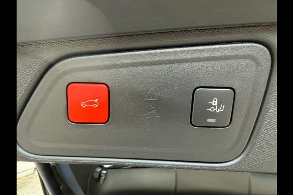 Peugeot 3008 1.6 HYbrid 225 GT Pack Business | Navigatie |Camera | Cruise | Clima | Trekhaak | 18".