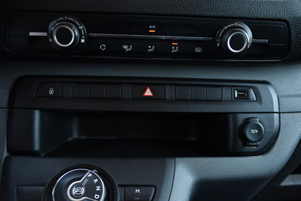 Citroën Jumpy 2.0 BlueHDI 120 L3 PB Edition Cruise, Carplay, Sensoren, 120pk, Automaat, Multimedia, Trekhaak, 6 zits, Uniek!