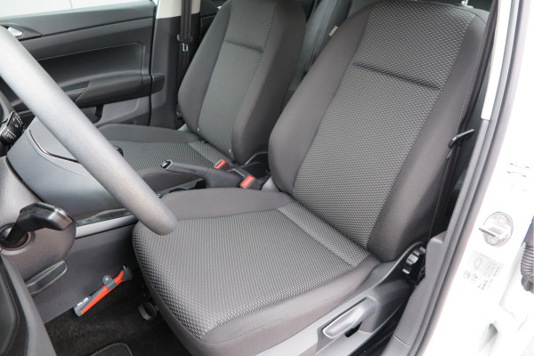 Volkswagen Polo 1.0 TSI 95pk Airco , App connect, Navi via app, Smartphone integratie, DAB+ radio, Stuurwiel multifunctioneel, etc.