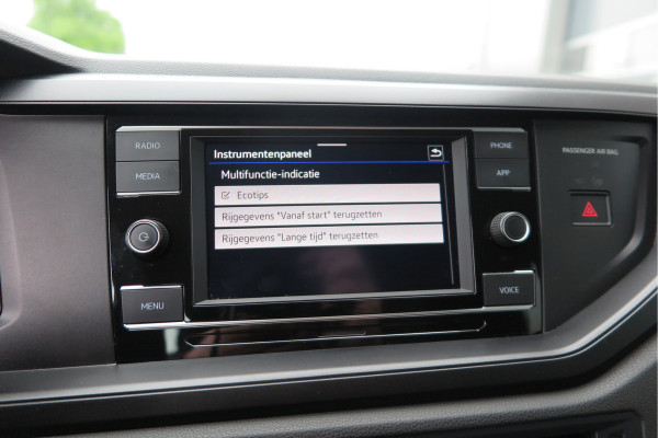 Volkswagen Polo 1.0 TSI 95pk Airco , App connect, Navi via app, Smartphone integratie, DAB+ radio, Stuurwiel multifunctioneel, etc.