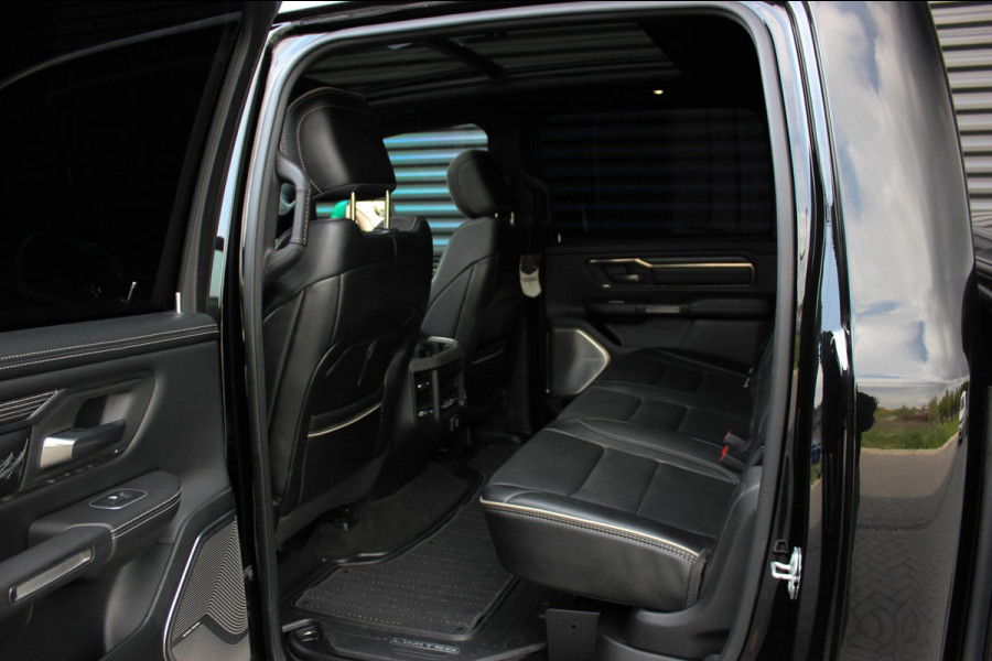 Dodge Ram 1500 5.7 V8 4x4 CREW CAB LIMITED 2020 100DKM / PANO-DAK / COMPLETE HISTORY / FULL OPTIONS / LUCHTVERING / GROOT NAVI