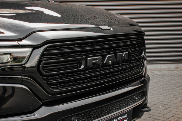 Dodge Ram 1500 5.7 V8 4x4 CREW CAB LIMITED 2020 100DKM / PANO-DAK / COMPLETE HISTORY / FULL OPTIONS / LUCHTVERING / GROOT NAVI