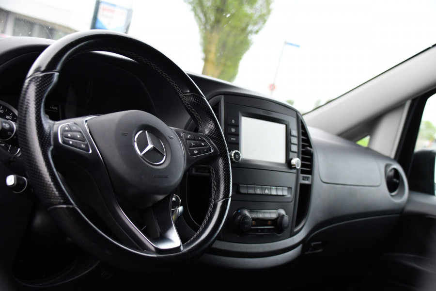 Mercedes-Benz Vito 116 CDI L2 PB Edition Camera, Cruise, Carplay, LED, 164pk, Automaat, Multimedia, Clima, Stoelverwarming, Uniek!