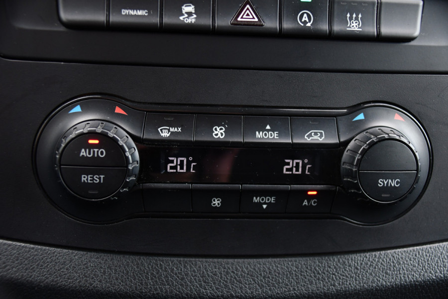 Mercedes-Benz Vito 116 CDI L2 PB Edition Camera, Cruise, Carplay, LED, 164pk, Automaat, Multimedia, Clima, Stoelverwarming, Uniek!