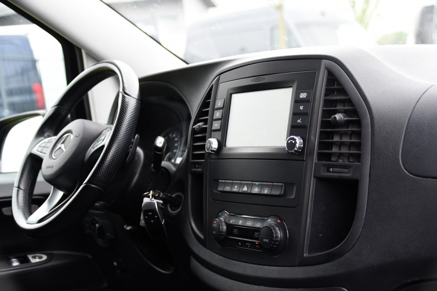 Mercedes-Benz Vito 116 CDI L2 PB Edition Camera, Cruise, Carplay, LED, 164pk, Automaat, Multimedia, Clima, Stoelverwarming, Uniek!