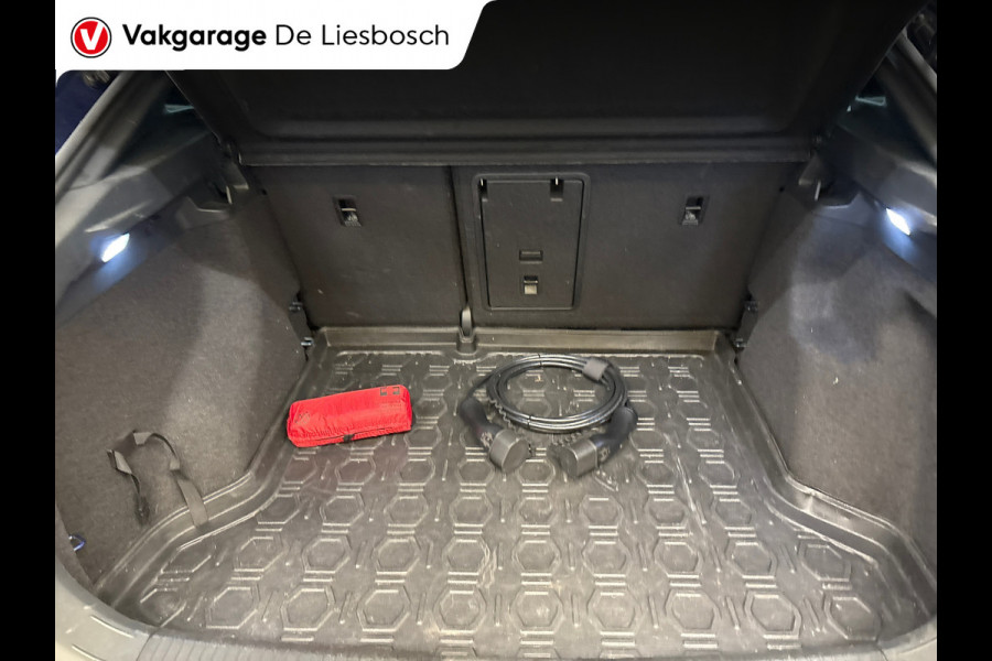 Volkswagen ID.5 Pro 77 kWh/leer/navi/pano/stoelverw/apple CarPlay/IQ licht