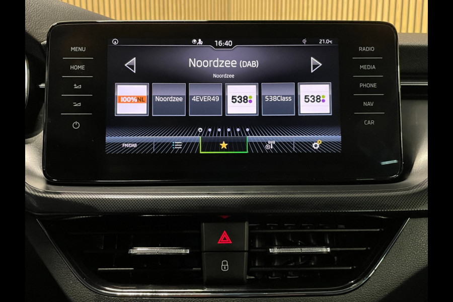 Škoda Kamiq 1.0 TSI Active|TREKHAAK|ACC|ANDROID AUTO|APPLE CARPLAY|CLIMATE CONTROL|DIGITAL COCKPIT|STOELVERWARMING|PDC V+A|LMV|