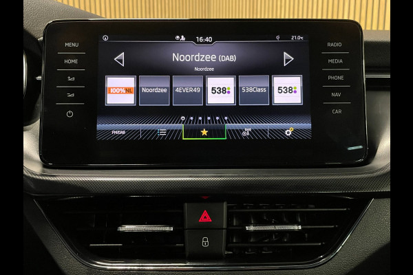 Škoda Kamiq 1.0 TSI Active|TREKHAAK|ACC|ANDROID AUTO|APPLE CARPLAY|CLIMATE CONTROL|DIGITAL COCKPIT|STOELVERWARMING|PDC V+A|LMV|