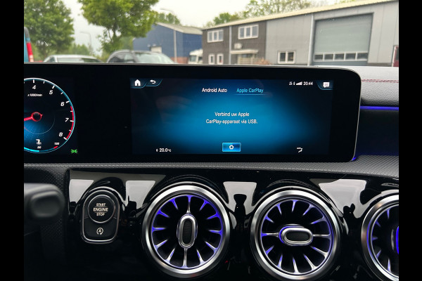Mercedes-Benz CLA-Klasse Shooting Brake 180 AMG line carplay, burmester,camera