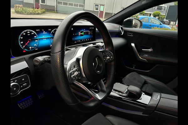 Mercedes-Benz CLA-Klasse Shooting Brake 180 AMG line carplay, burmester,camera