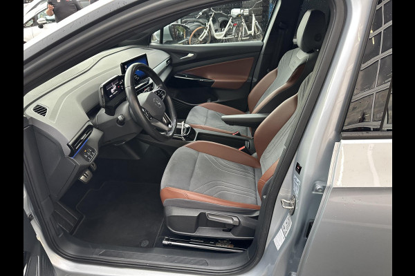 Volkswagen ID.4 Business 77 kWh | Camera | Trekhaak | Sfeerverlichting | Apple Carplay |