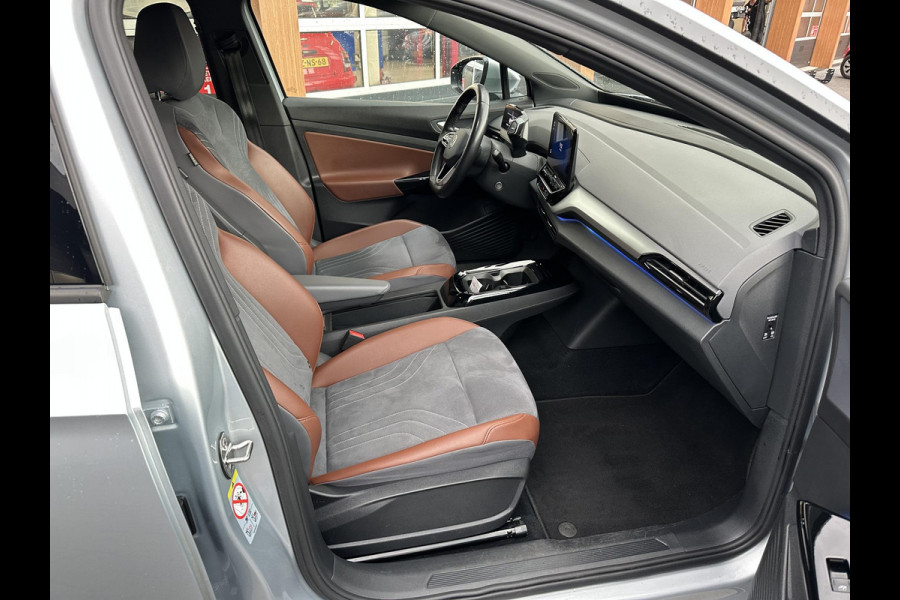 Volkswagen ID.4 Business 77 kWh | Camera | Trekhaak | Sfeerverlichting | Apple Carplay |