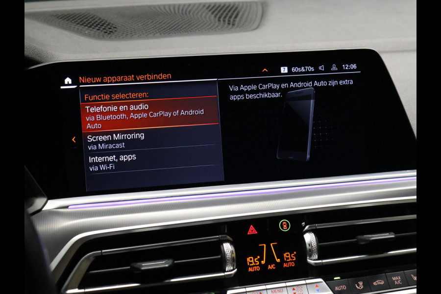 BMW X5 xDrive45e High Executive [SCHUIFDAK, HARMAN KARDON, 360° CAMERA, APPLE CARPLAY, TREKHAAK, LUCHTVERING, ANDROID AUTO, MEMORY SEATS, SFEERVERLICHTING, NIEUWSTAAT]