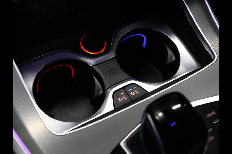 BMW X5 xDrive45e High Executive [SCHUIFDAK, HARMAN KARDON, 360° CAMERA, APPLE CARPLAY, TREKHAAK, LUCHTVERING, ANDROID AUTO, MEMORY SEATS, SFEERVERLICHTING, NIEUWSTAAT]