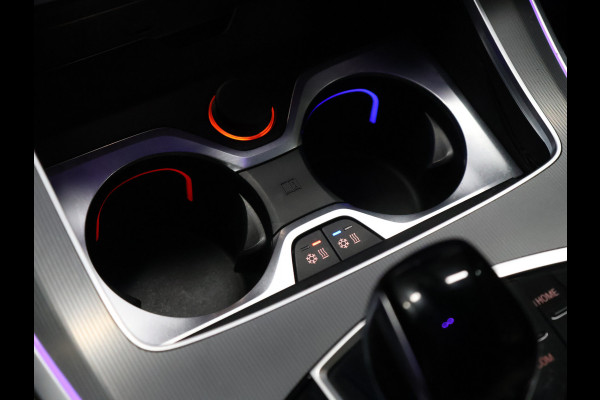 BMW X5 xDrive45e High Executive [SCHUIFDAK, HARMAN KARDON, 360° CAMERA, APPLE CARPLAY, TREKHAAK, LUCHTVERING, ANDROID AUTO, MEMORY SEATS, SFEERVERLICHTING, NIEUWSTAAT]