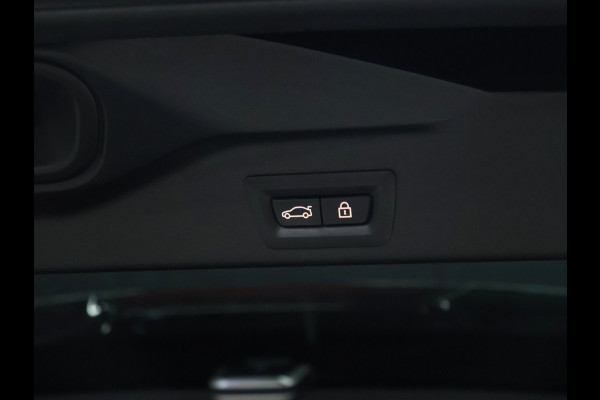 BMW X5 xDrive45e High Executive [SCHUIFDAK, HARMAN KARDON, 360° CAMERA, APPLE CARPLAY, TREKHAAK, LUCHTVERING, ANDROID AUTO, MEMORY SEATS, SFEERVERLICHTING, NIEUWSTAAT]