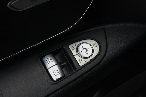 Mercedes-Benz Vito 119CDI 190PK LANG JB-EDITION FULL BLACK / AMG / SPOILER / VERLAGINGSVEREN / NAVIGATIE / SIDE- BARS FULL / NAVI