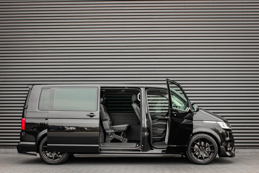 Volkswagen Transporter 2.0 TDI L2H1 CARAVELLE 204PK DC DUBBEL CABINE / ELEK.SCHUIF / FULL OPTIONS / LEDER / FULL BLACK / APPLE CAR