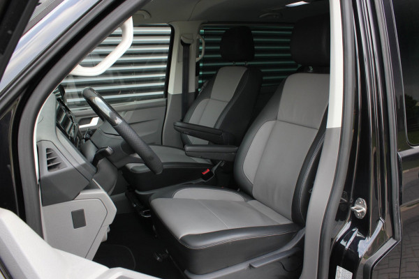 Volkswagen Transporter 2.0 TDI L2H1 CARAVELLE 204PK DC DUBBEL CABINE / ELEK.SCHUIF / FULL OPTIONS / LEDER / FULL BLACK / APPLE CAR