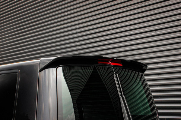 Volkswagen Transporter 2.0 TDI L2H1 CARAVELLE 204PK DC DUBBEL CABINE / ELEK.SCHUIF / FULL OPTIONS / LEDER / FULL BLACK / APPLE CAR