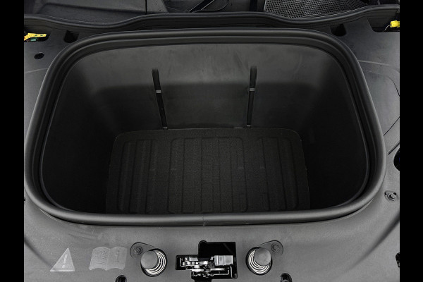 Mercedes-Benz Glb 250+ Business Solution AMG 7p. 85.5 kWh | Premium Plus pakket | Winterpakket | Nightpakket | GUARD 360° | Trekhaak | Vast panoramadak | Burmester® 3D surround sound |
