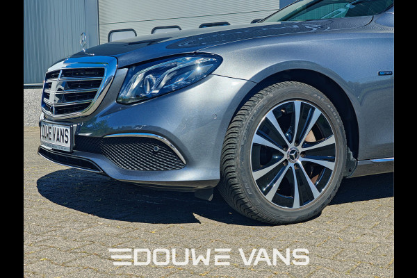 Mercedes-Benz E-Klasse 300e Head Up Exclusive Memory Burmester Panorama Hybrid VOL Leder 360 Camera