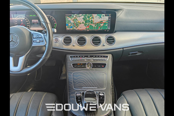 Mercedes-Benz E-Klasse 300e Head Up Exclusive Memory Burmester Panorama Hybrid VOL Leder 360 Camera