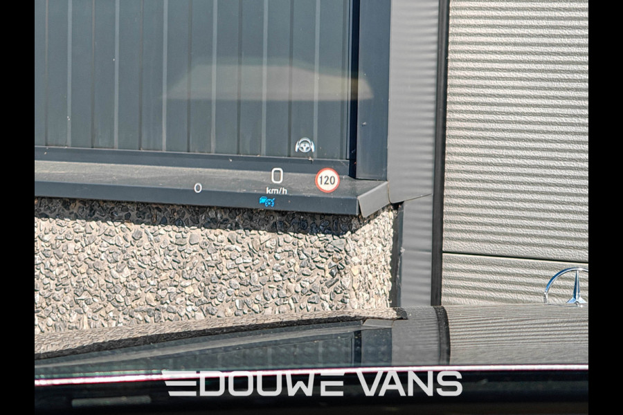 Mercedes-Benz E-Klasse 300e Head Up Exclusive Memory Burmester Panorama Hybrid VOL Leder 360 Camera