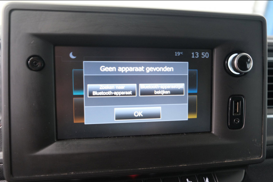 Renault Master T35 2.3 dCi 135 L3H2 Work Edition - N.A.P. Airco, Cruise, Navi, PDC, Camera.