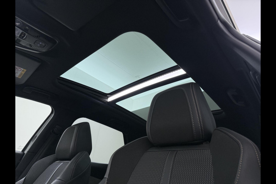 Peugeot 3008 1.6 HYbrid4 300 GT | PANORAMADAK| ADAPTIVE CRUISE CONTROL| STANDKACHEL| CAMERA VOOR + ACHTER|