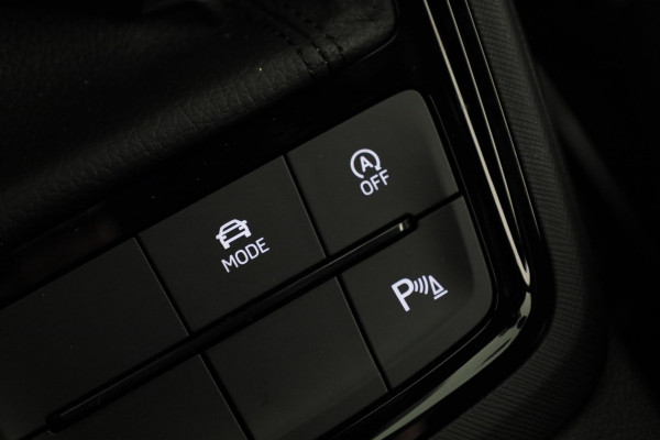 Škoda Kamiq 1.0 TSI Monte Carlo 115 pk | Verlengde garantie | Navigatie via App | Panoramadak | Parkeersensoren | Achteruitrijcamera | Adaptieve cruise controle
