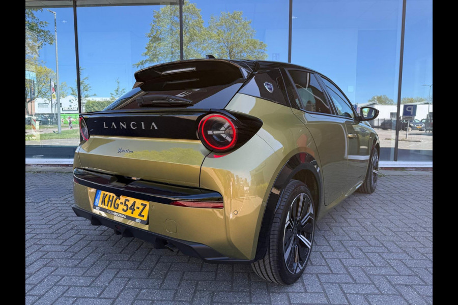 Lancia Ypsilon 1.2 Turbo Hybrid LX - Automaat - Media Apple/Android - Camera - Climate -