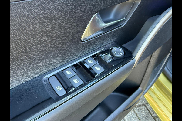 Lancia Ypsilon 1.2 Turbo Hybrid LX - Automaat - Media Apple/Android - Camera - Climate -