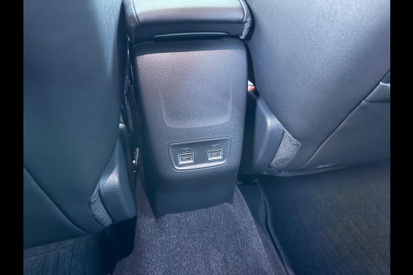 Lancia Ypsilon 1.2 Turbo Hybrid LX - Automaat - Media Apple/Android - Camera - Climate -