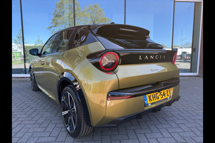 Lancia Ypsilon 1.2 Turbo Hybrid LX - Automaat - Media Apple/Android - Camera - Climate -