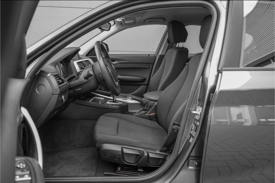 BMW 1-serie 118i Executive Climate PDC LED Cruise