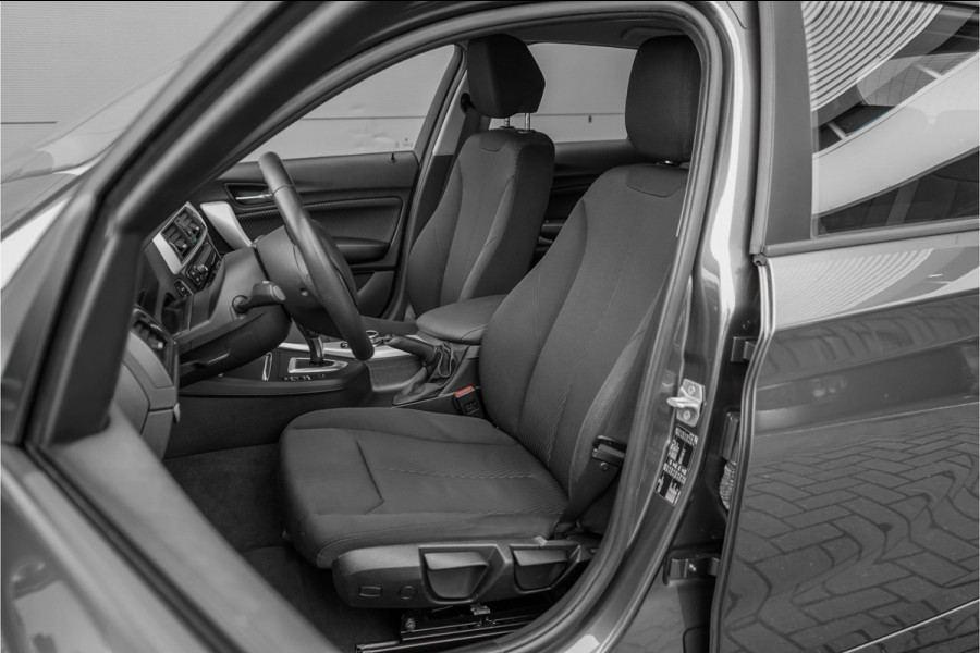 BMW 1-serie 118i Executive Climate PDC LED Cruise