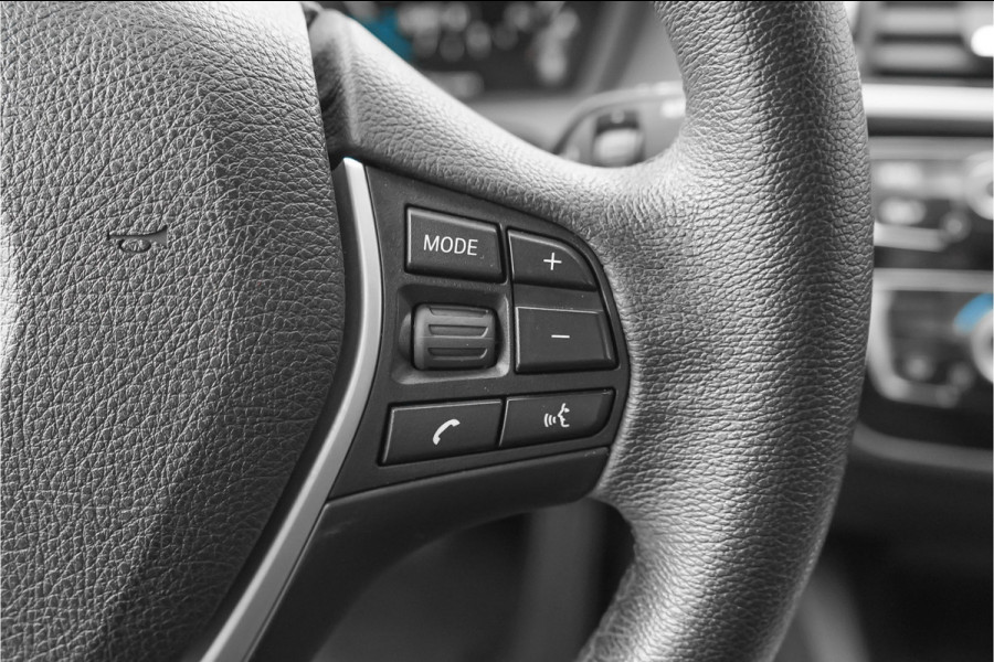 BMW 1-serie 118i Executive Climate PDC LED Cruise