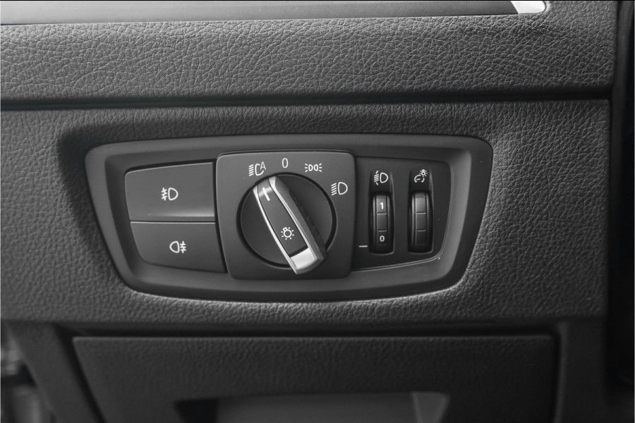BMW 1-serie 118i Executive Climate PDC LED Cruise