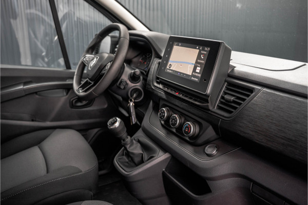 Renault Trafic Blue dCi 150PK | L2H1 | 9-Zits | LED | Canera | Navi | Zijschuifdeur R+L | Cruise | Airco | PDC | Euro 6